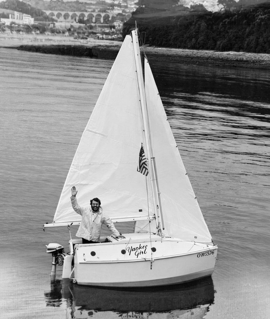 El 19 de agosto de 1979 Gerry Spiess navegó en el puerto de Falmouth 