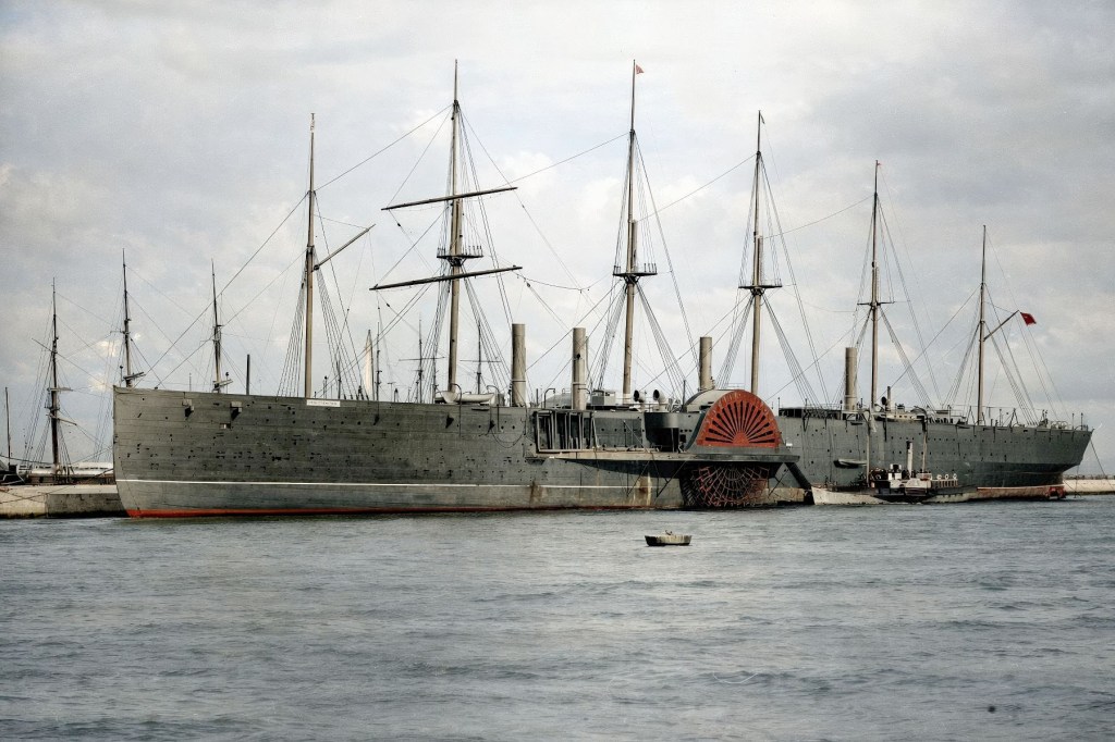 SS Great Eastern fotografiado en Dublinb en 1886