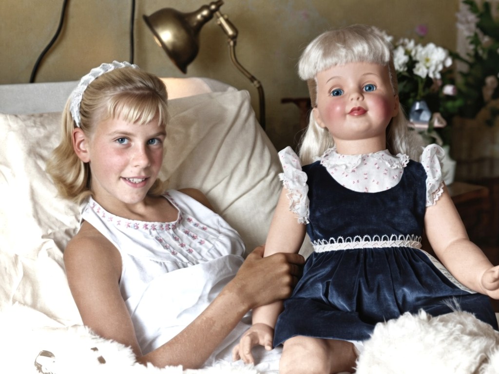 Terry Jo Duperrault en el hospital-coloreada